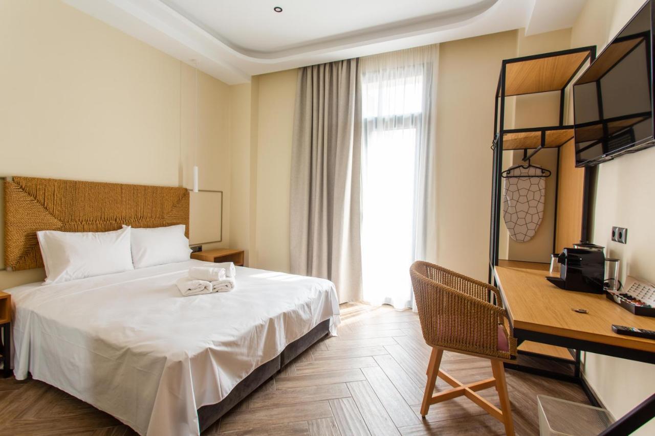 Leone Suites Thessaloniki Exterior foto