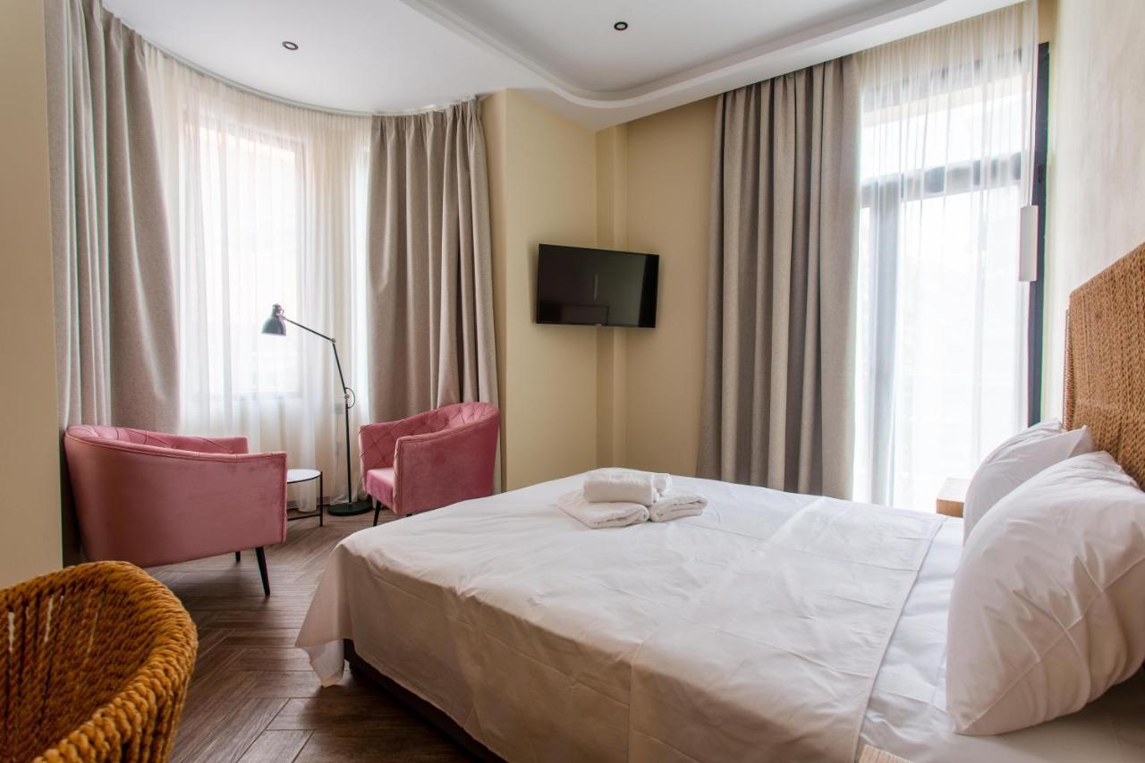Leone Suites Thessaloniki Exterior foto