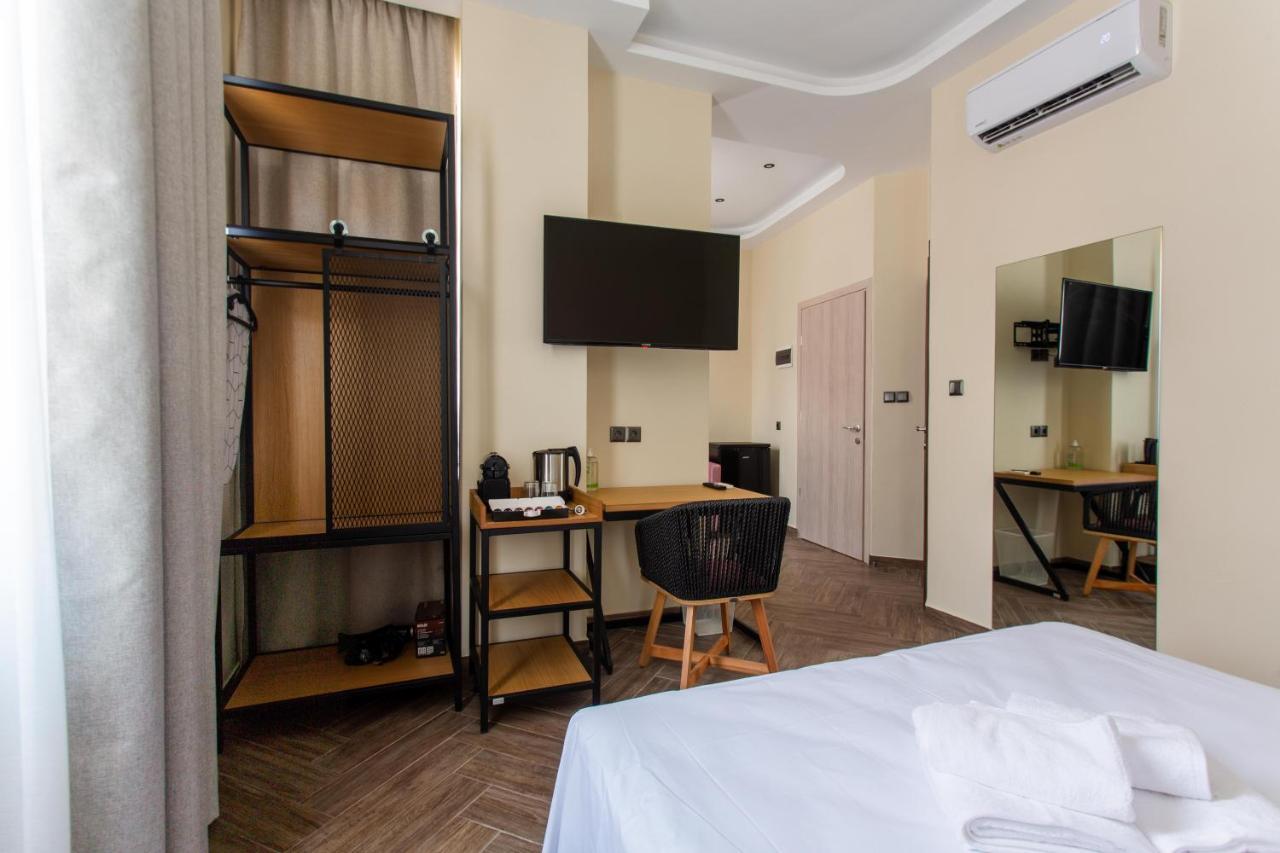 Leone Suites Thessaloniki Exterior foto